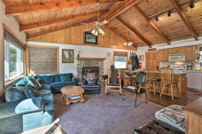 Delightful Family Cabin Walk to Lake Gregory, Crestline